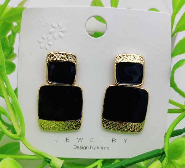 Imported Geometric Glamorous Earrings – Bold Style Redefined!